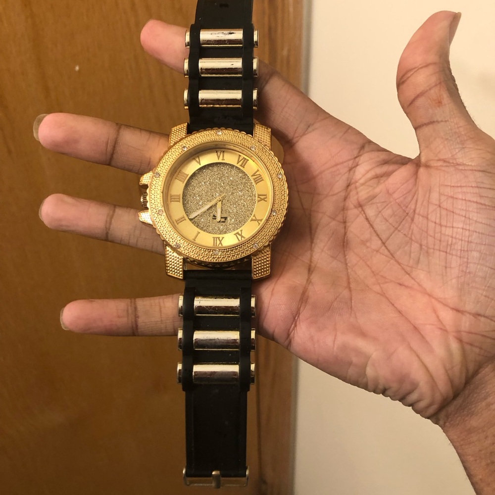 Watch - Picture 4 of 6